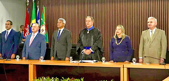 Solenidade celebra posse do Desembargador Abelardo Paulo da Matta Neto como Presidente do TRE-BA